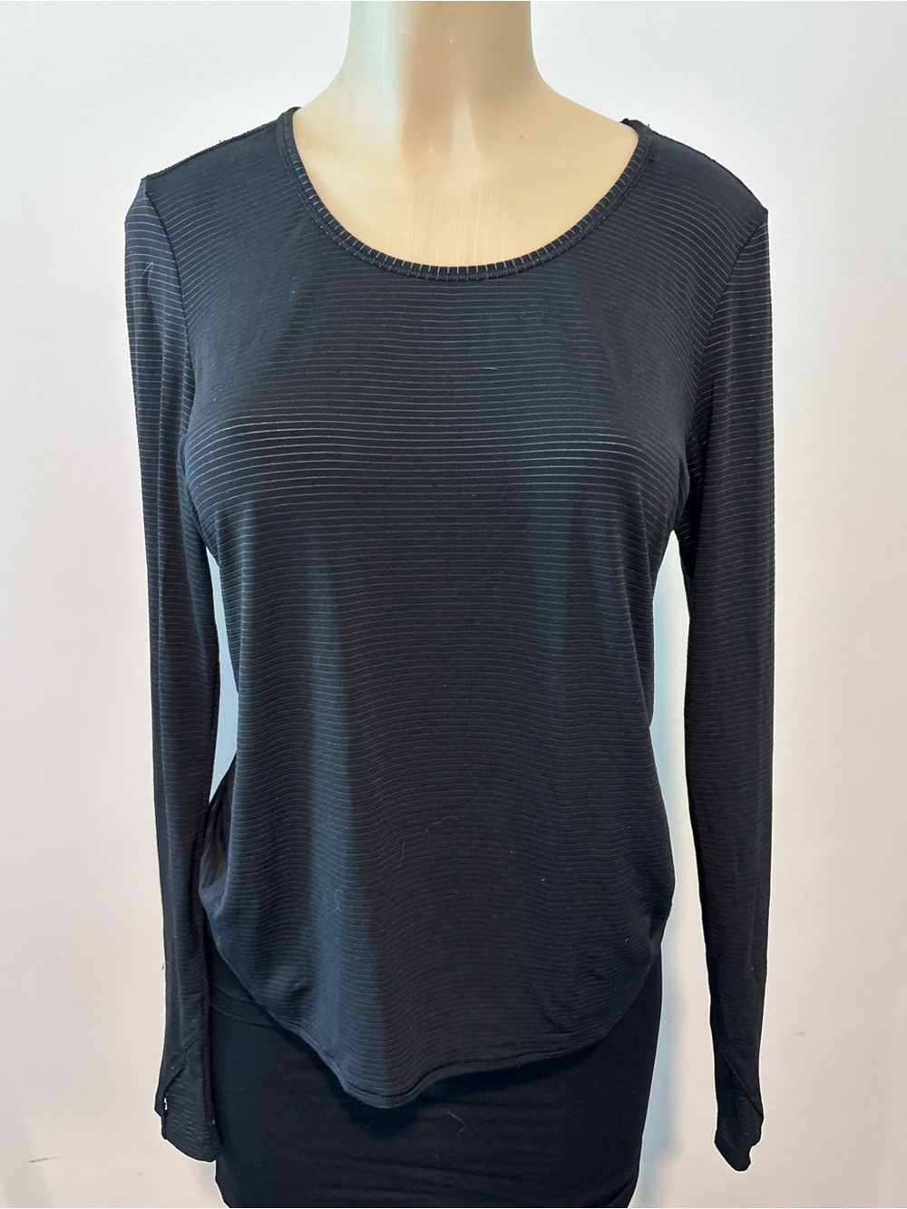 Athleta Black Long-Sleeve Ribbed Crew Tee